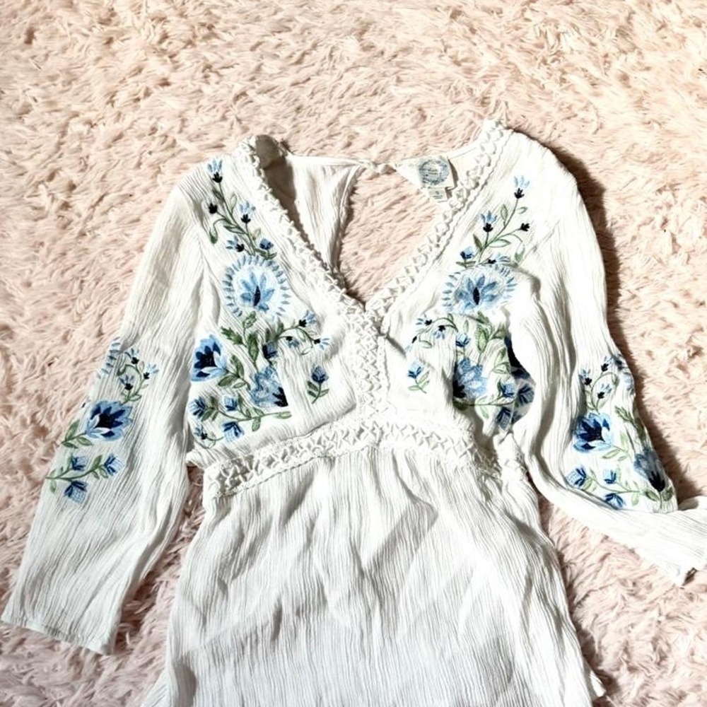Whimsical Embroidered Floral Fairy Boho Goddess Tie Back Top Womens S Feminine